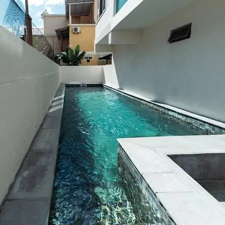 Stylish 2-Bedroom Apt, 4Min Walk To Beach - Rc7 Flic en Flac Exterior photo